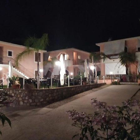 Hotel San Domenico Марина-ди-Камерота Экстерьер фото